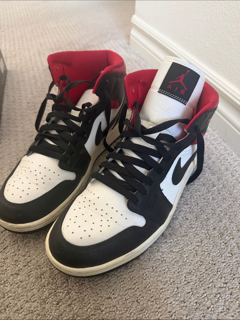 Nike Air Jordan 1 Shoes - White/Black/Red